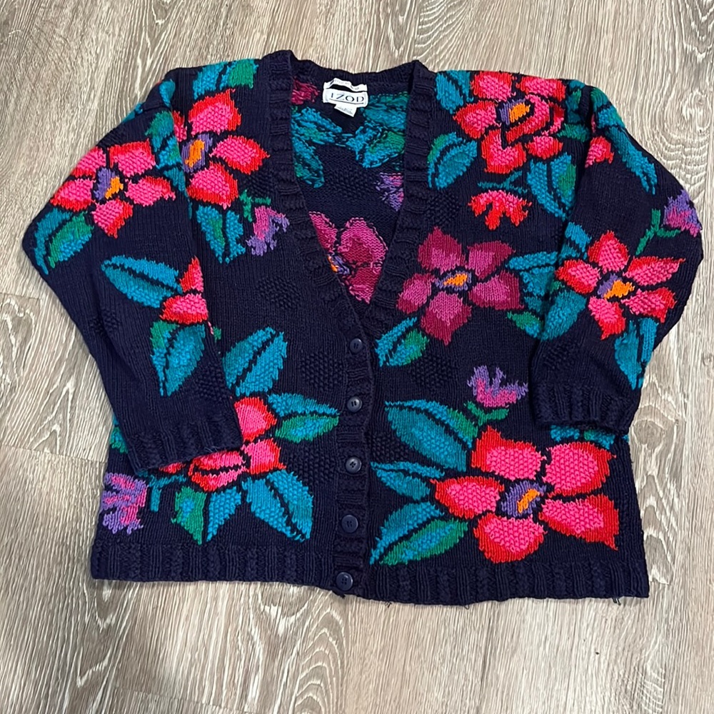 Vintage Izod floral granny sweater